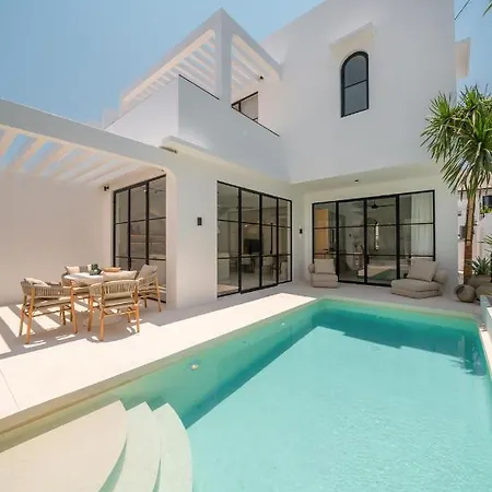 Sanctum House - Exquisite 2Br Tropical Villa In Perfect Location